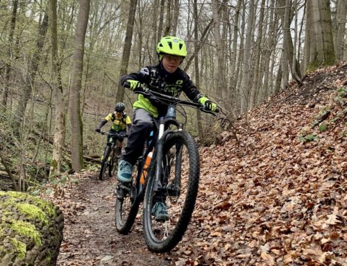 Kindertraining auf dem Rad gestartet
