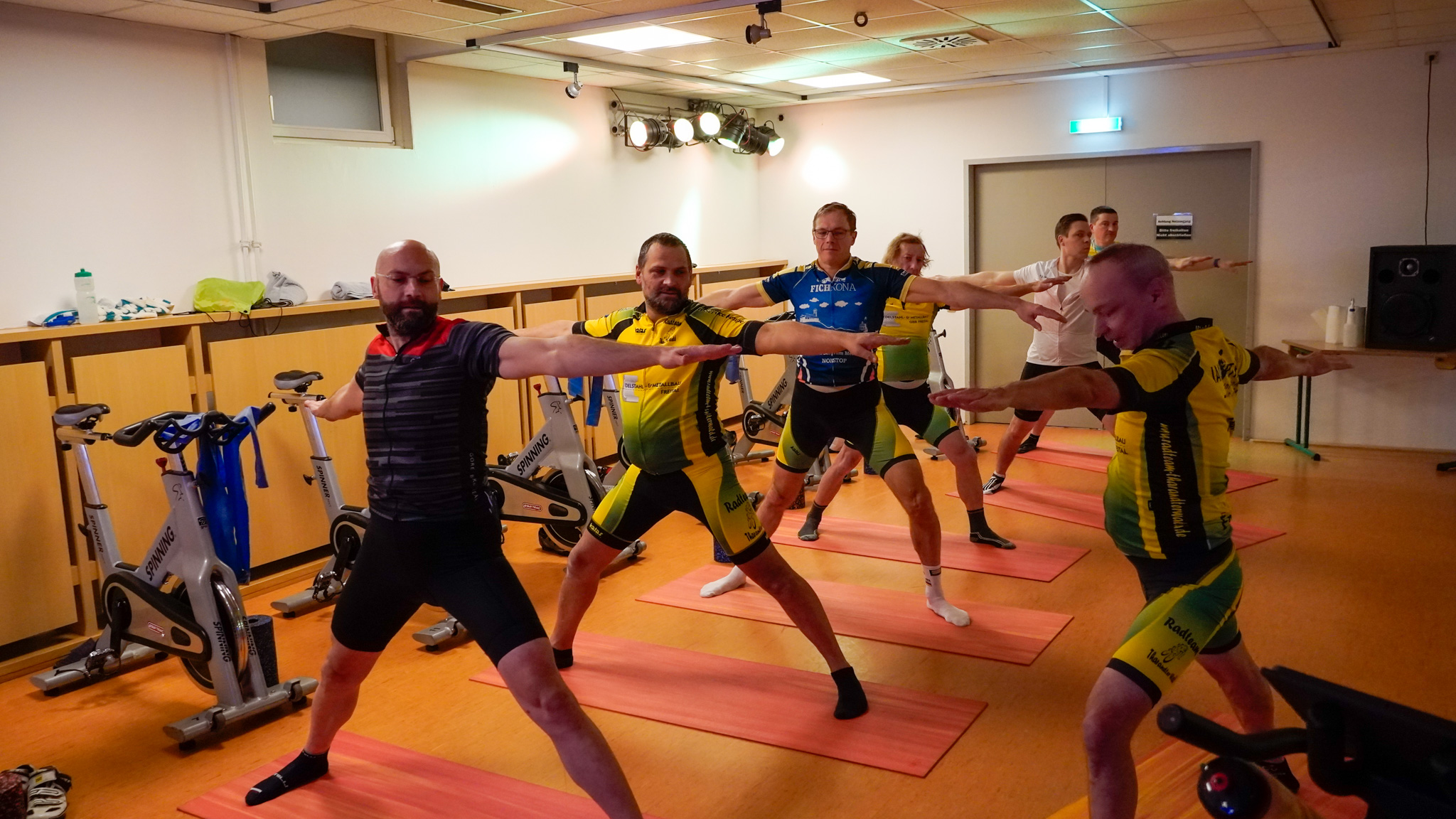 Start der Spinning-Saison 2024: Fit durch den Winter!