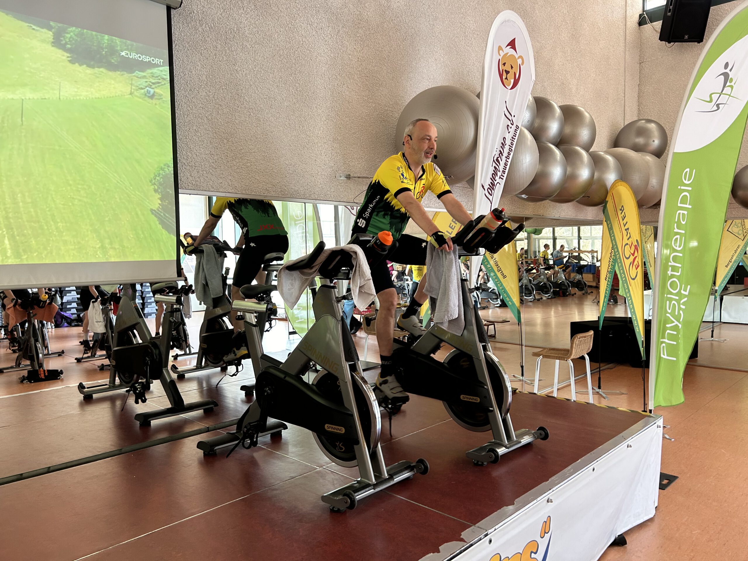 Unser Spinning-Marathon bleibt eine Erfolgsgeschichte Unser Spinning-Marathon bleibt eine Erfolgsgeschichte