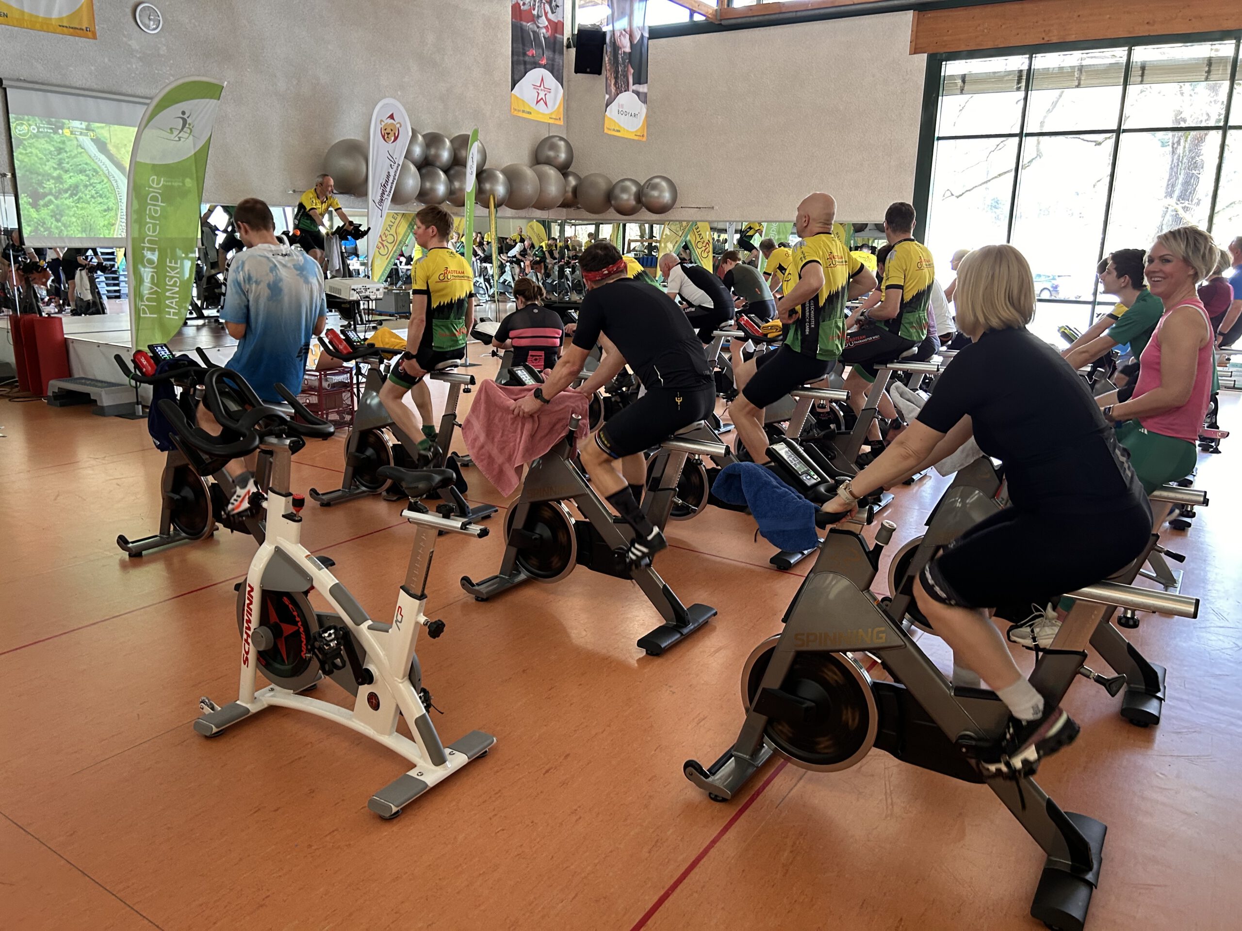 Unser Spinning-Marathon bleibt eine Erfolgsgeschichte Unser Spinning-Marathon bleibt eine Erfolgsgeschichte